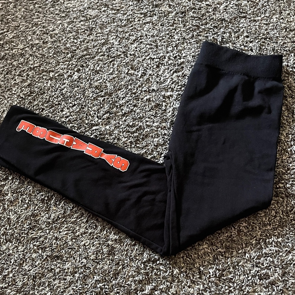 Women’s LOVE CHARM Black Leggings with SYRACUSE ORANGE Graphic (S/M)
